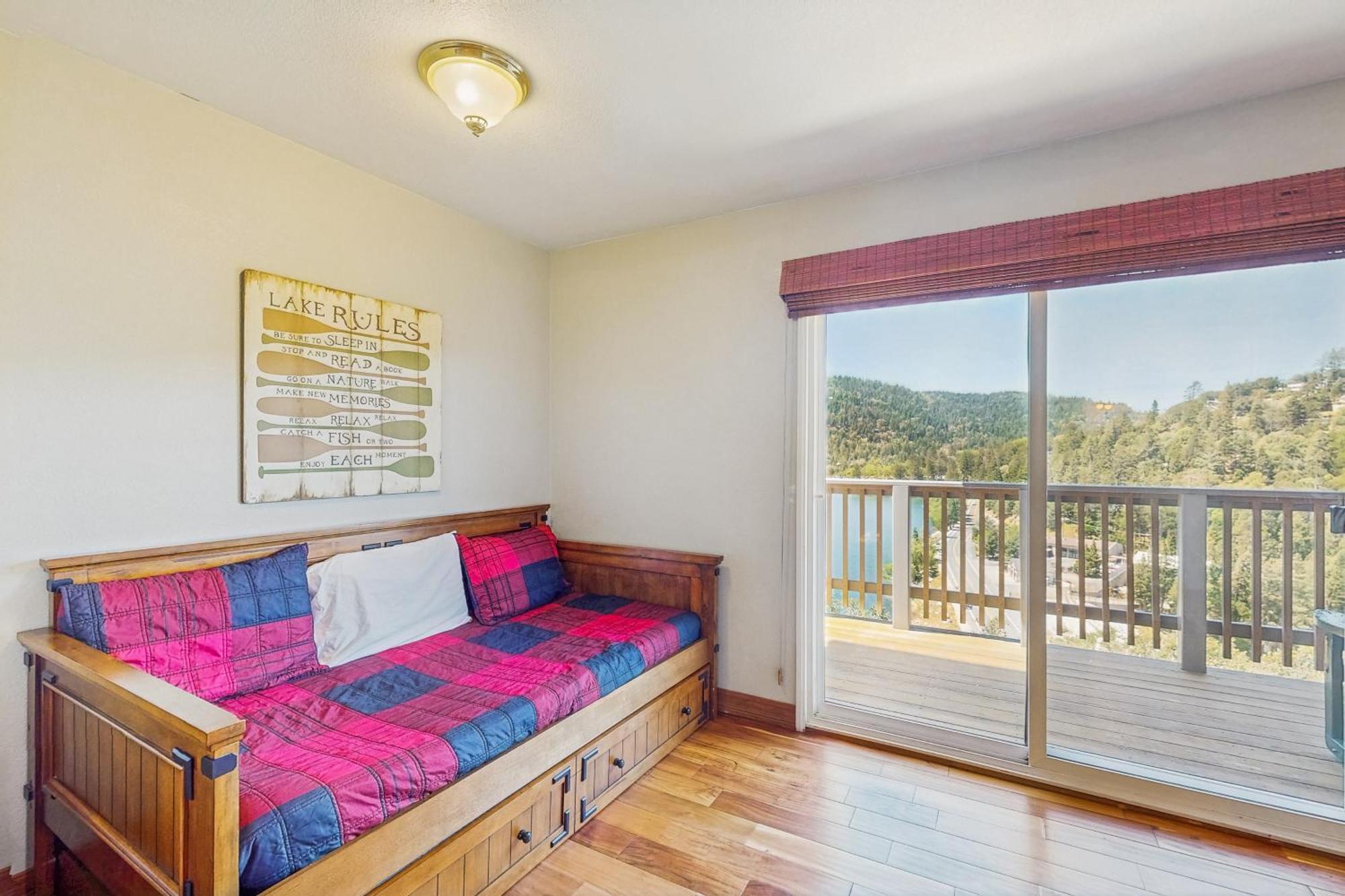 Lake View Magic Crestline Buitenkant foto